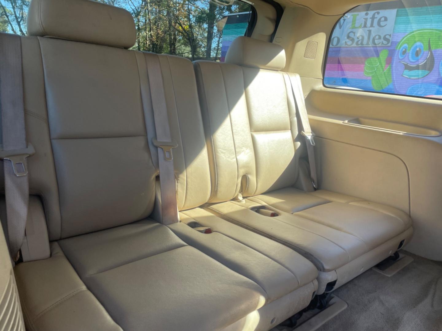 2011 BLACK GMC YUKON DENALI (1GKS2EEFXBR) with an 6.2L engine, Automatic transmission, located at 5103 Dorchester Rd., Charleston, SC, 29418-5607, (843) 767-1122, 36.245171, -115.228050 - Leather, Sunroof, Navigation, Backup Camera, CD/AUX/Sat, Dual Climate Control, Rear Climate Control, Middle Captain's Row, Power Everything (windows, locks, seats, mirrors), Memory/Cooled/Heated Front Seats, Heated Rear Seats, Power Liftgate, All-weather Mats, Running Boards, Tow Package, Chrome Whe - Photo#13